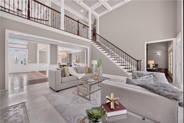 8190 Royal Troon Dr, Duluth, GA 30097