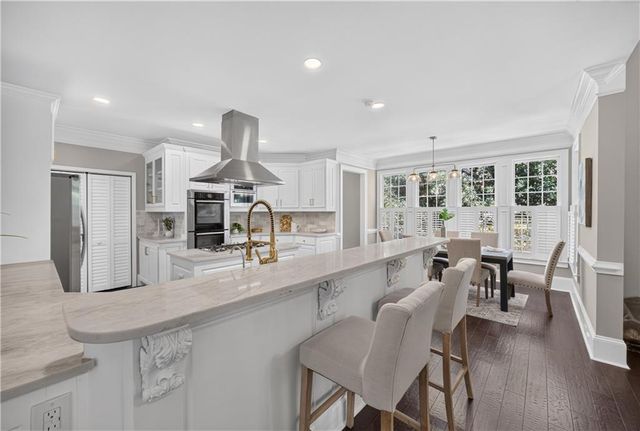8190 Royal Troon Dr, Duluth, GA 30097