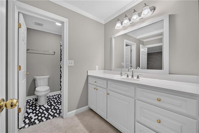 8190 Royal Troon Dr, Duluth, GA 30097