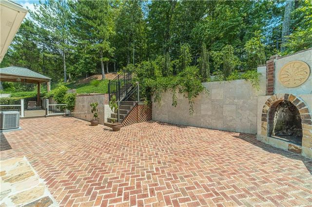 8190 Royal Troon Dr, Duluth, GA 30097