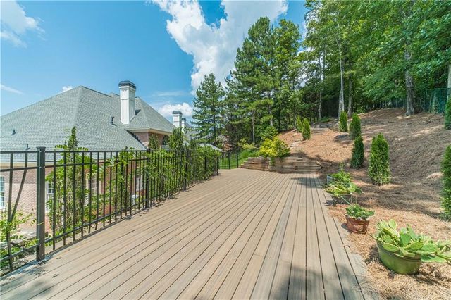 8190 Royal Troon Dr, Duluth, GA 30097
