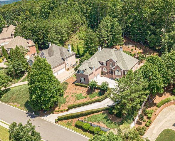 8190 Royal Troon Dr, Duluth, GA 30097