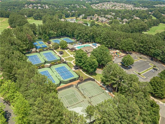 8190 Royal Troon Dr, Duluth, GA 30097