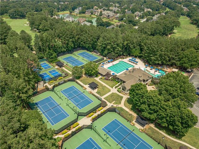 8190 Royal Troon Dr, Duluth, GA 30097