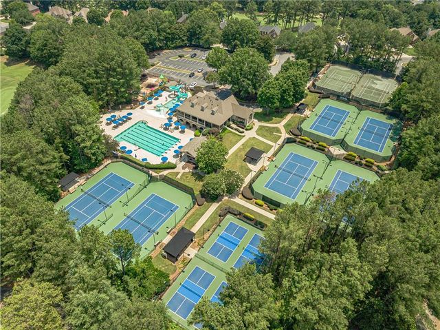 8190 Royal Troon Dr, Duluth, GA 30097