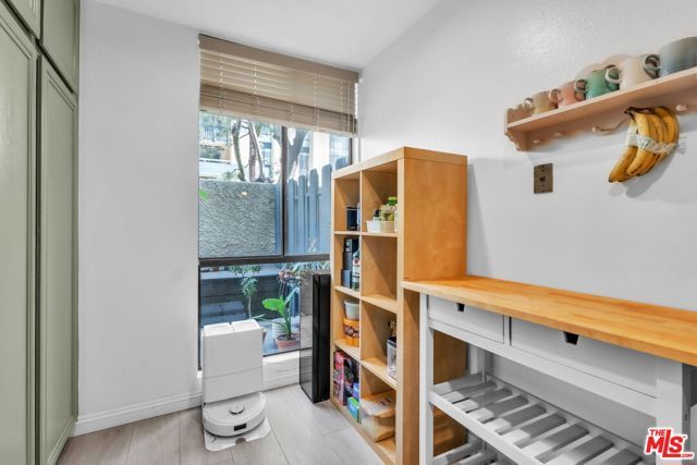 4041 Via Marisol 113, Los Angeles, CA 90042