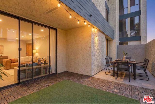 4041 Via Marisol 113, Los Angeles, CA 90042