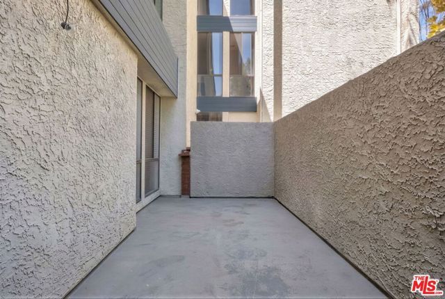 4041 Via Marisol 113, Los Angeles, CA 90042