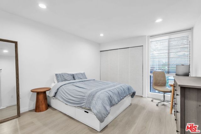4041 Via Marisol 113, Los Angeles, CA 90042