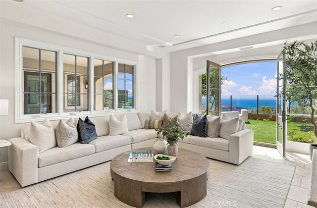 8 Star Catcher, Newport Coast, CA 92657