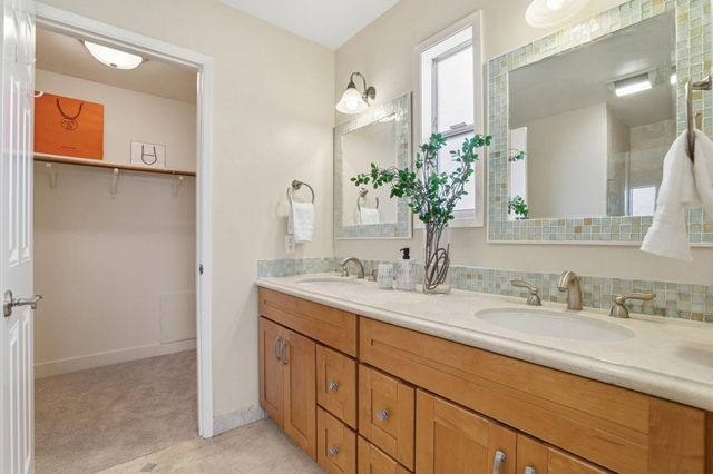 786 Wisteria Dr, Fremont, CA 94539