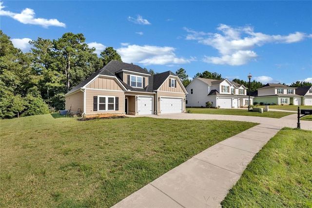 616 Whispering Pines Drive, Macon, GA 31211