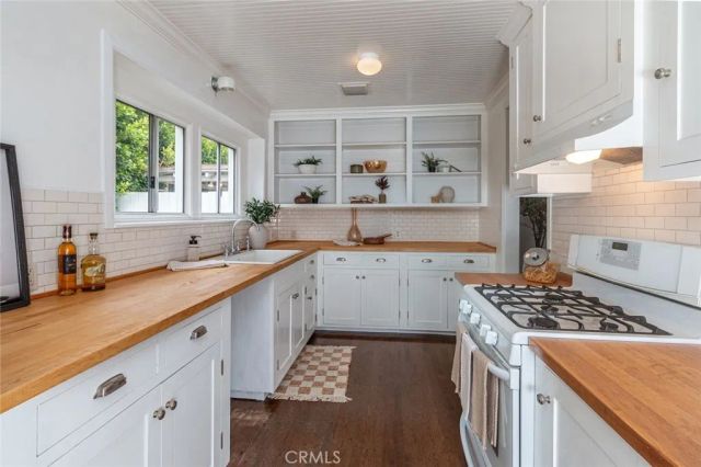 322 S Orchard, Burbank, CA 91506