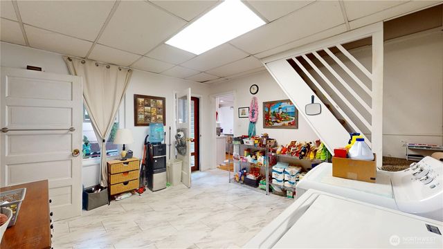 912 Pleasant Avenue, Bremerton, WA 98337