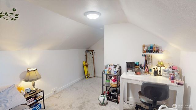 912 Pleasant Avenue, Bremerton, WA 98337