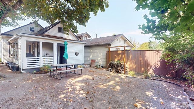 912 Pleasant Avenue, Bremerton, WA 98337