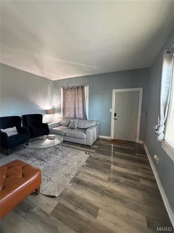 2050 Belle Avenue, Jennings, MO 63136