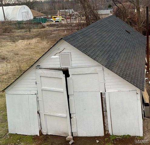 2050 Belle Avenue, Jennings, MO 63136