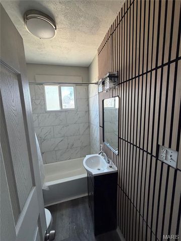 2050 Belle Avenue, Jennings, MO 63136