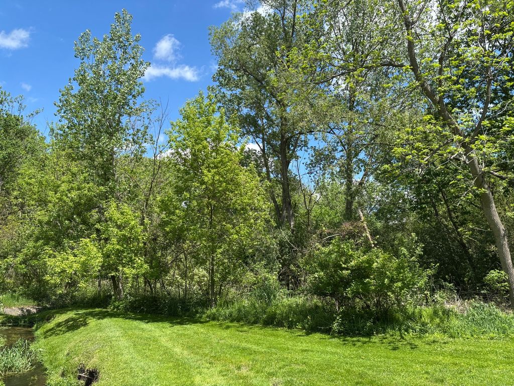 4N624 Snowbird Court, St. Charles, IL 60175