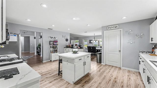 2855 BLACKWATER OAKS DRIVE, Mulberry, FL 33860