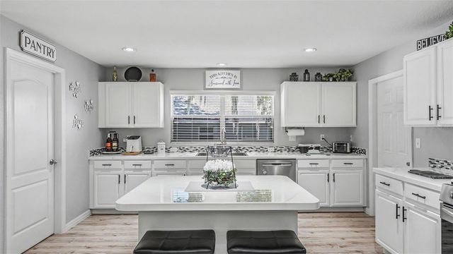 2855 BLACKWATER OAKS DRIVE, Mulberry, FL 33860