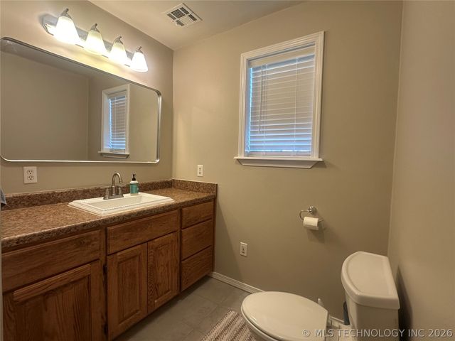 613 S 1st Street, Morris, OK 74445