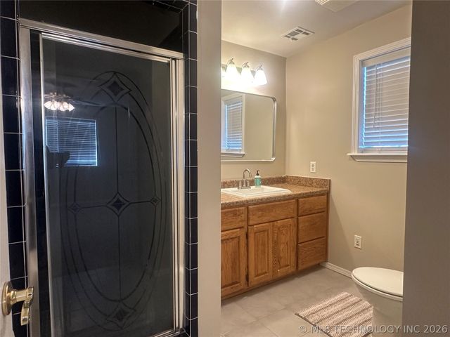 613 S 1st Street, Morris, OK 74445