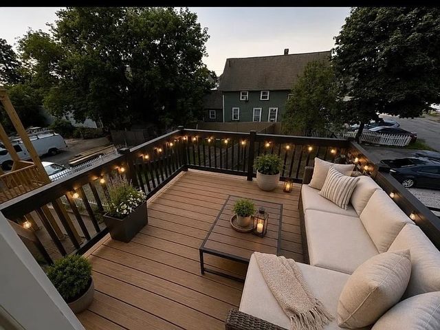 28 Houghton St 2, Lowell, MA 01851