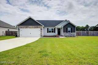 1768 Riggs Road, Maysville, NC 28555
