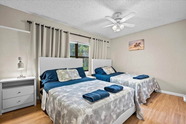 1602 MONTAUK Drive, Wellington, FL 33414