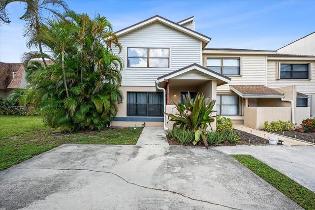 1602 MONTAUK Drive, Wellington, FL 33414