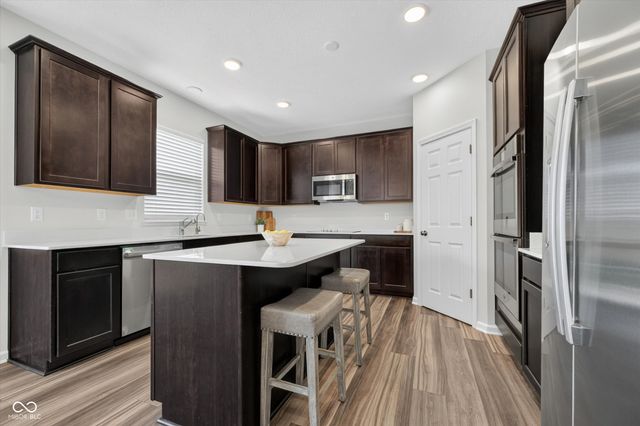 12378 Rooster Court, Noblesville, IN 46060