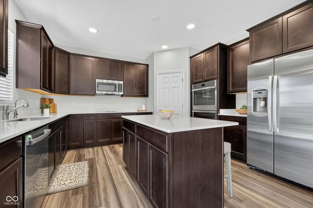 12378 Rooster Court, Noblesville, IN 46060