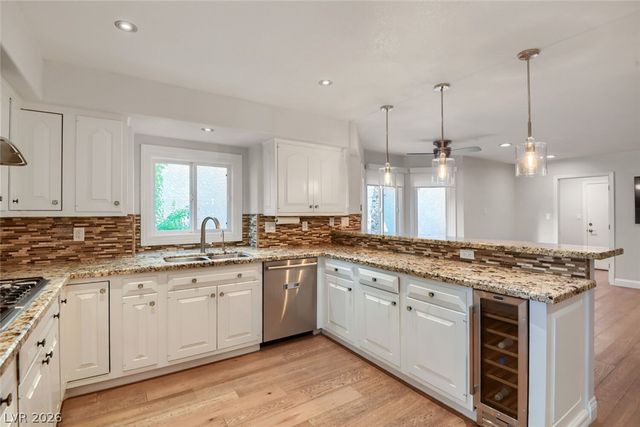 5090 Breakers Lane, Las Vegas, NV 89113