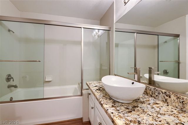 5090 Breakers Lane, Las Vegas, NV 89113