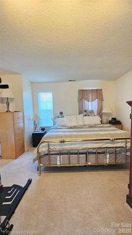 2425 Katherine Kiker Road, Charlotte, NC 28213