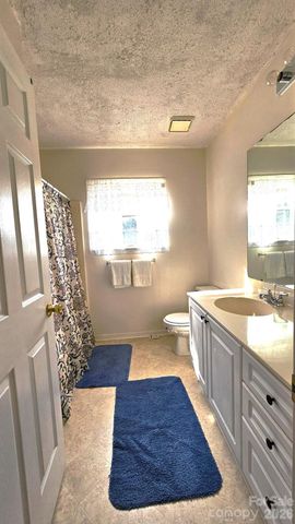 2425 Katherine Kiker Road, Charlotte, NC 28213