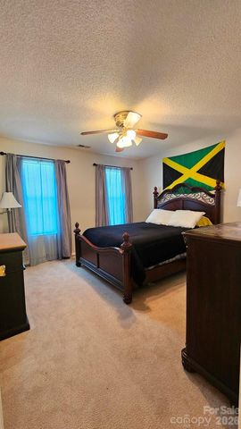 2425 Katherine Kiker Road, Charlotte, NC 28213