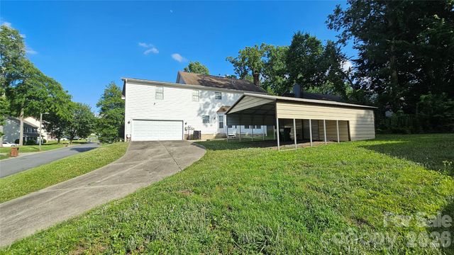 2425 Katherine Kiker Road, Charlotte, NC 28213