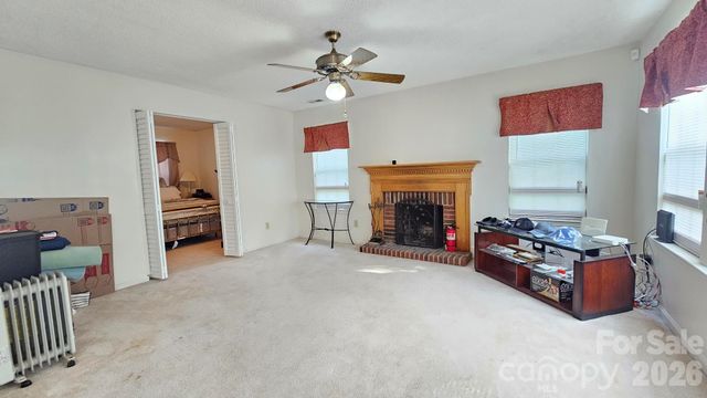 2425 Katherine Kiker Road, Charlotte, NC 28213