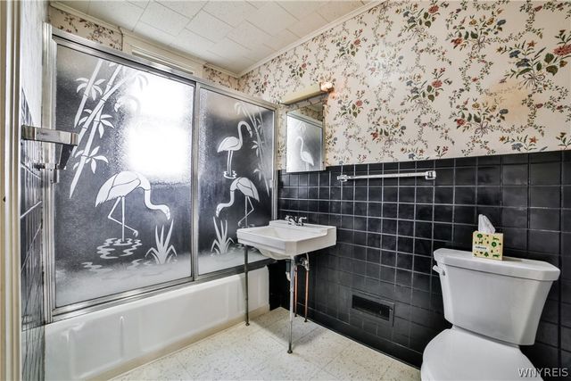 83 Edge Park Avenue, Buffalo, NY 14216