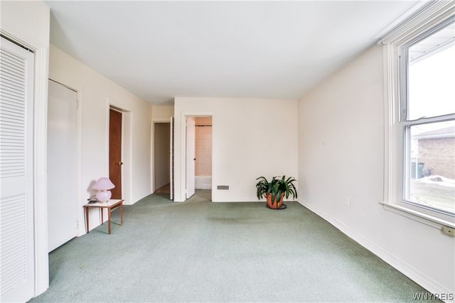 83 Edge Park Avenue, Buffalo, NY 14216