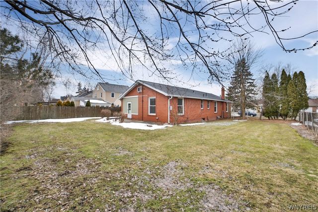 83 Edge Park Avenue, Buffalo, NY 14216