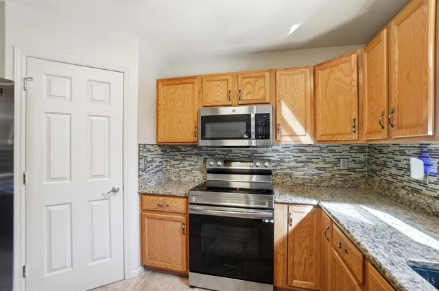 1336 Dee Dee Lane, Amelia, OH 45102