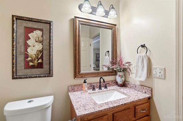 1336 Dee Dee Lane, Amelia, OH 45102