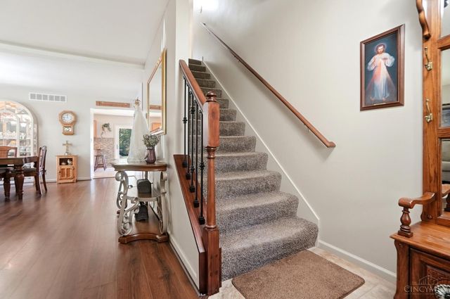 1336 Dee Dee Lane, Amelia, OH 45102