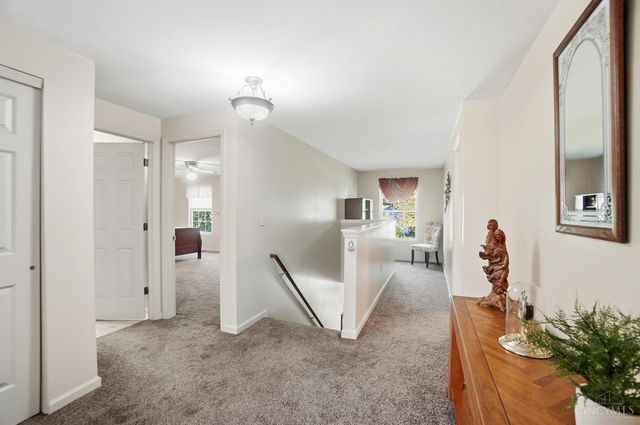 1336 Dee Dee Lane, Amelia, OH 45102