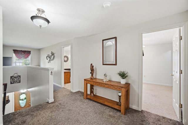 1336 Dee Dee Lane, Amelia, OH 45102