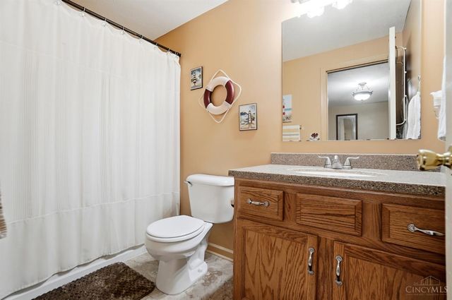 1336 Dee Dee Lane, Amelia, OH 45102